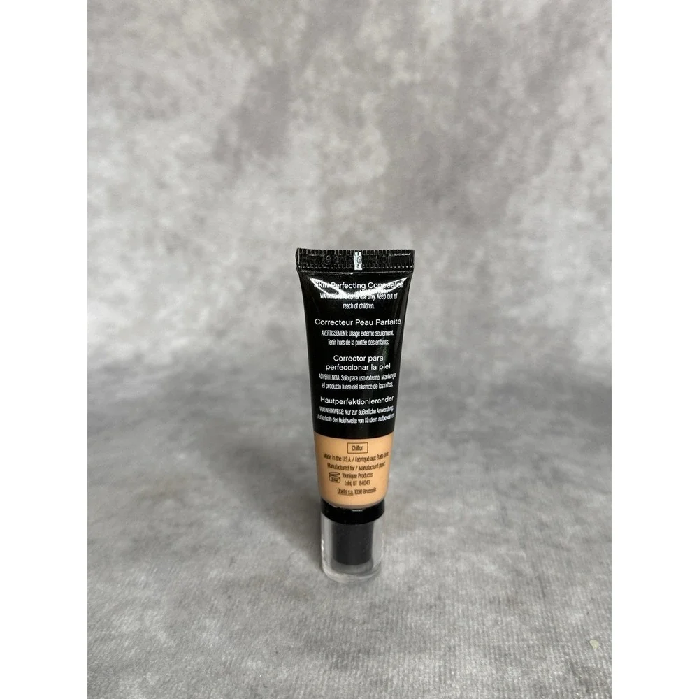 Younique Mineral Touch Skin Perfecting Concealer .34oz/10ml Chiffon New